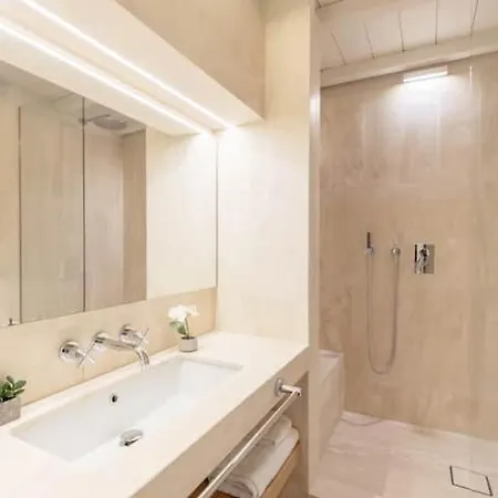 In Trevi Apartment *